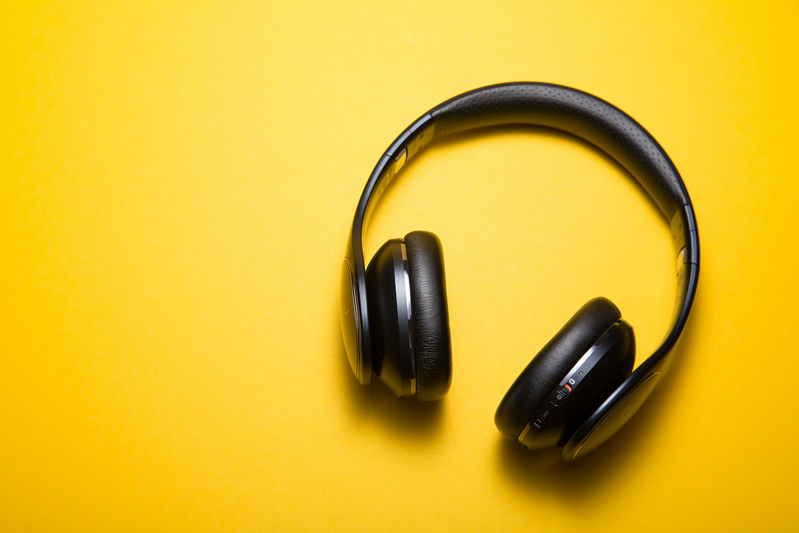 Streaming Musik Lossless Butuh Internet Secepat Apa di Rumah?