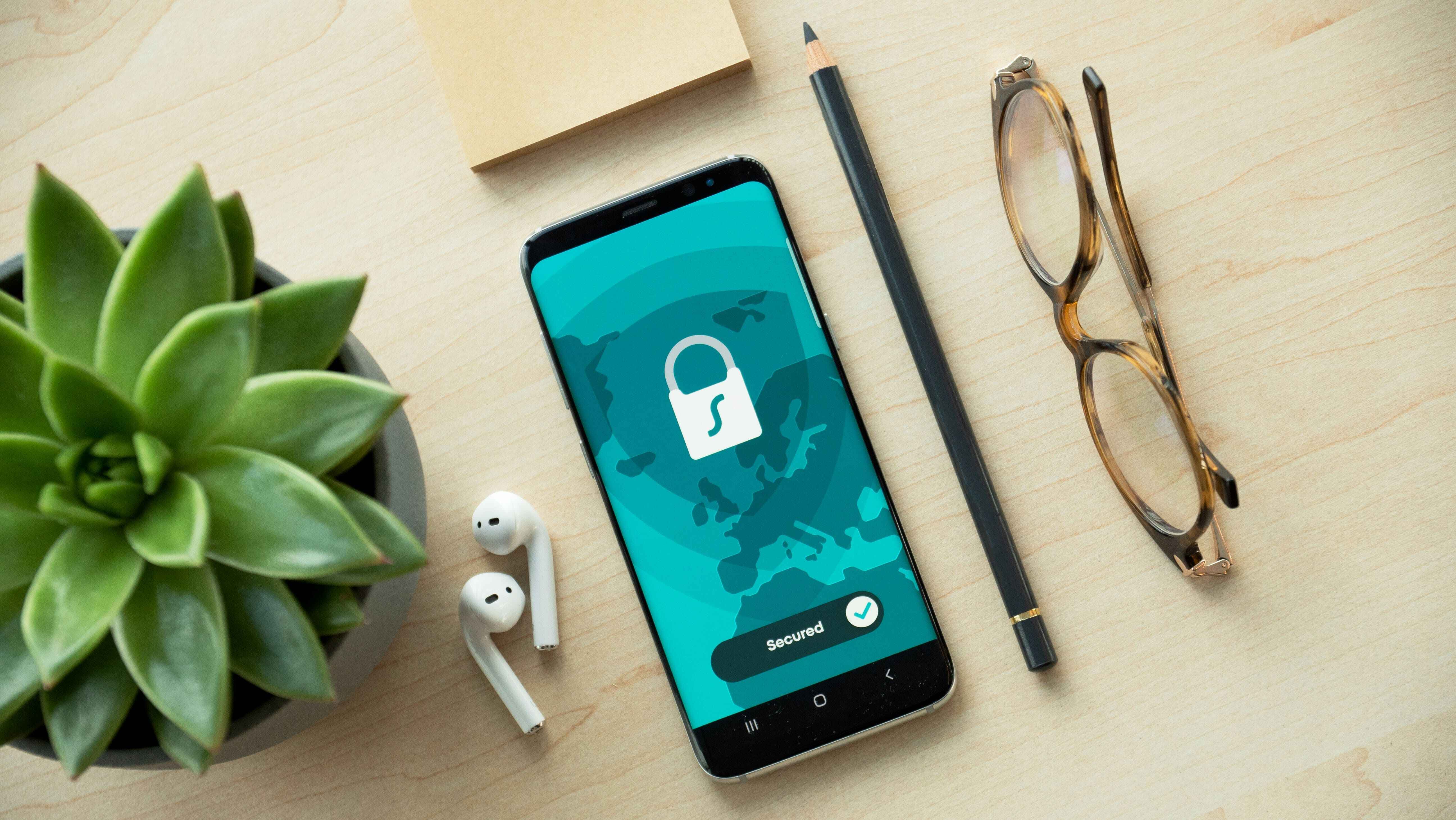Router Huawei di atas meja untuk panduan cara login router Huawei
