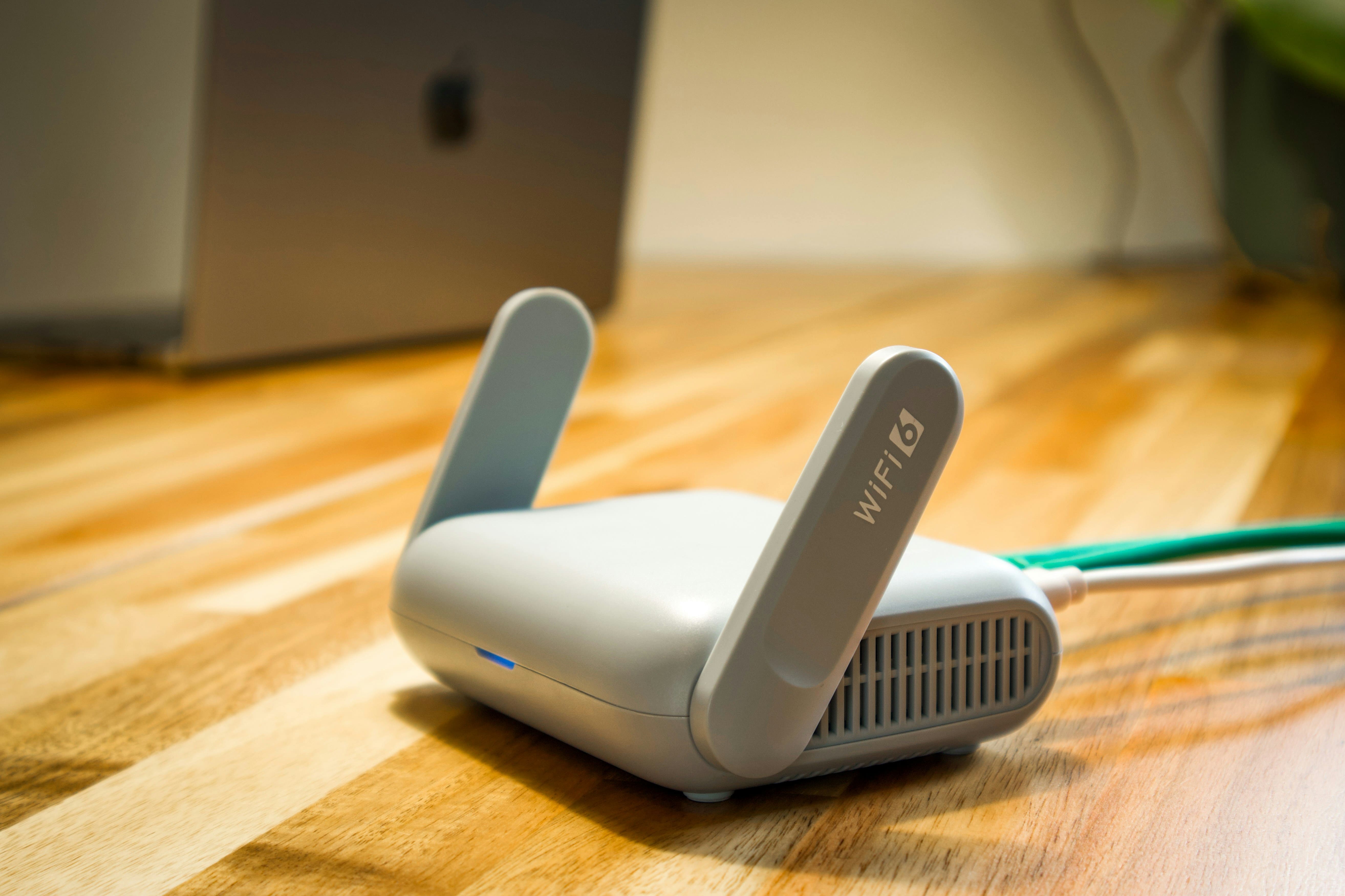 Cara Bikin WiFi Tetap Nyala Saat Mati Lampu Pakai UPS